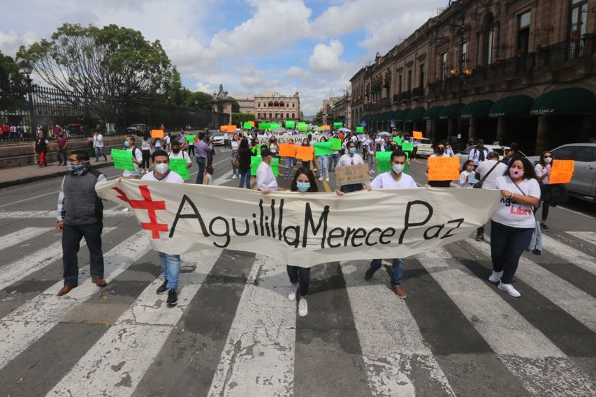 Entre sus peticiones, solicitan la reapertura de las carreteras tomadas por grupos armados. | Jorge Carballo