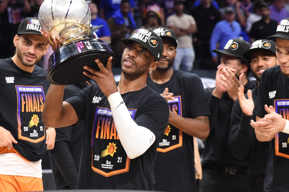 Suns de Phoenix derrotan a los Clippers y regresan a la Final de NBA (AFP)