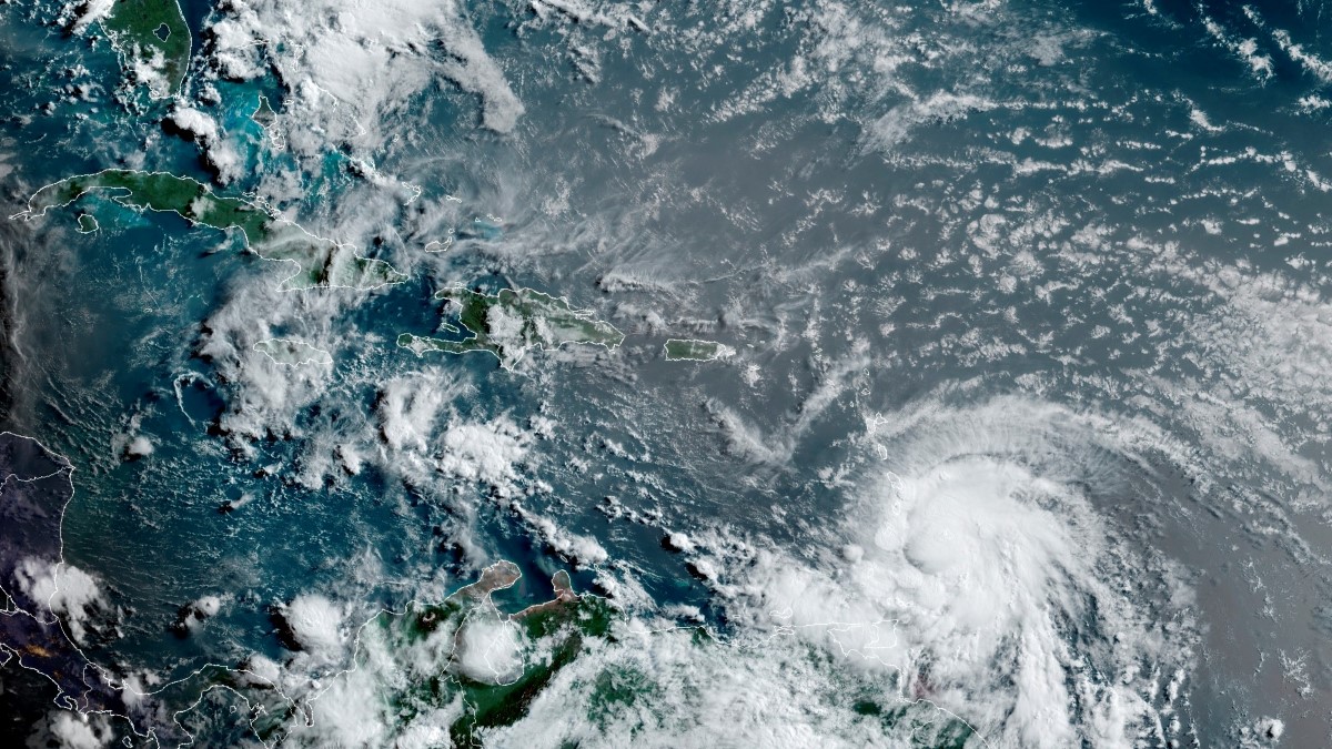 El huracán 'Elsa' afectará a las islas del Caribe. | AP