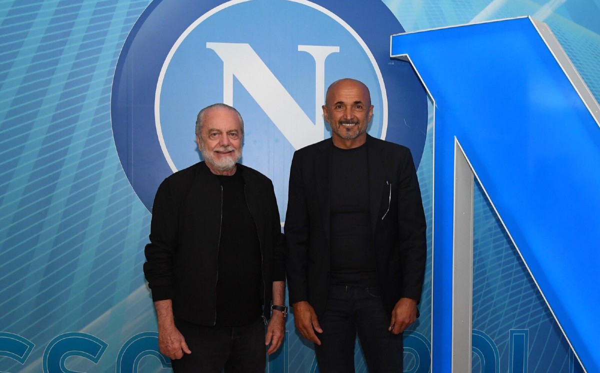 Napoli presenta de forma oficial a Luciano Spalletti como su nuevo entrenador (Twitter: @sscnapoli)