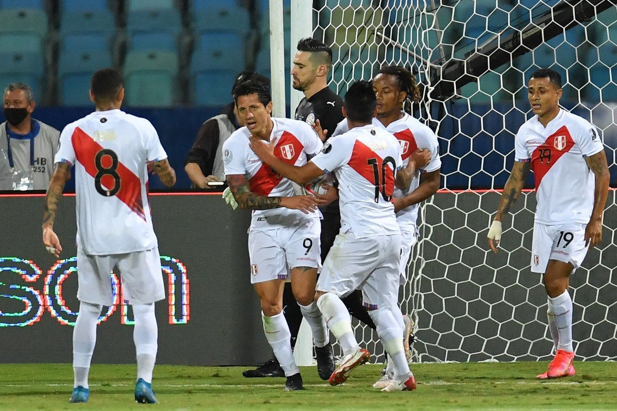 Perú vs Paraguay, en los cuartos de final de la Copa América (AFP)
