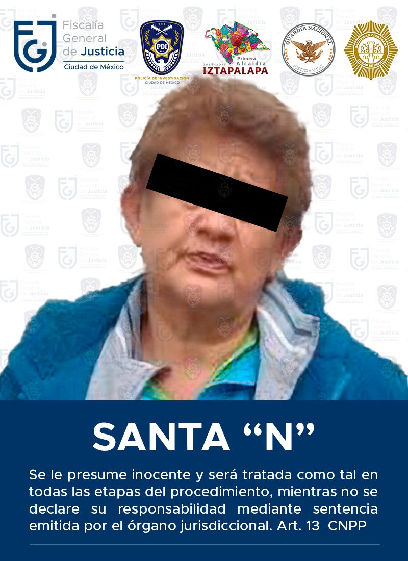 Santa 'N', 'La abuela cuchillos', fue detenida junto con otras cuatro personas. (FGJ CdMx)