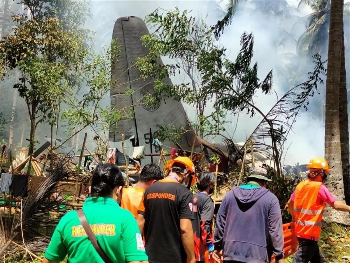 Accidente aéreo en Filipinas deja 45 muertos. | EFE