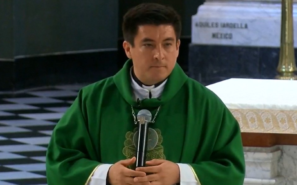 Padre Antonio Borja Vargas, rector de la Catedral de León. ESPECIAL