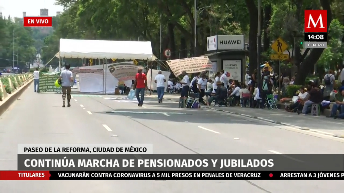 Continúa la protesta dejubilados y pensionados del IMSS