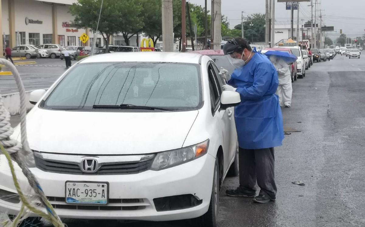 Las filas de los módulos drive-thru se incrementaron.