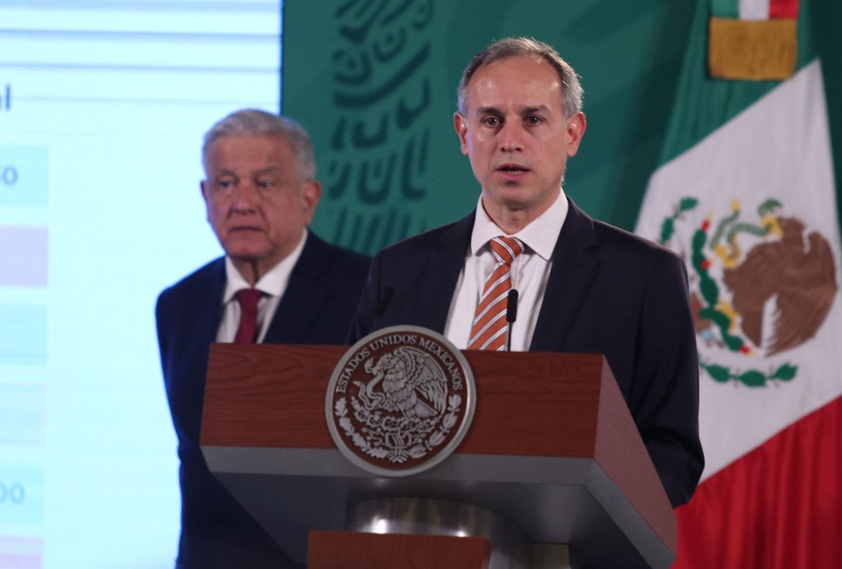 López-Gatell destacó que el certificado agiliza los requisitos para viajeros mexicanos en el mundo. (Cuartoscuro)
