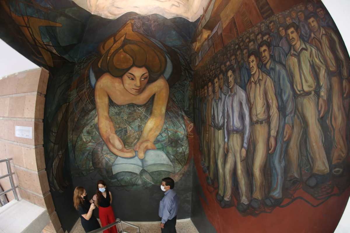 Monterrey y Conarte restauran mural de Guillermo Ceniceros. Foto: Jorge López.