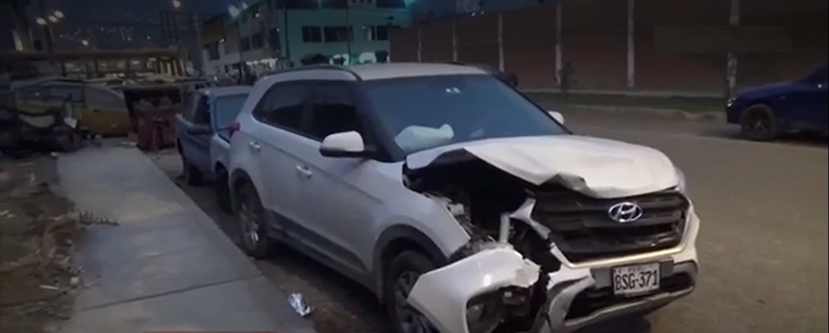 Las autoridades de Perú mantiene en el vehículo tras el hecho en Lima. | Captura video América TV