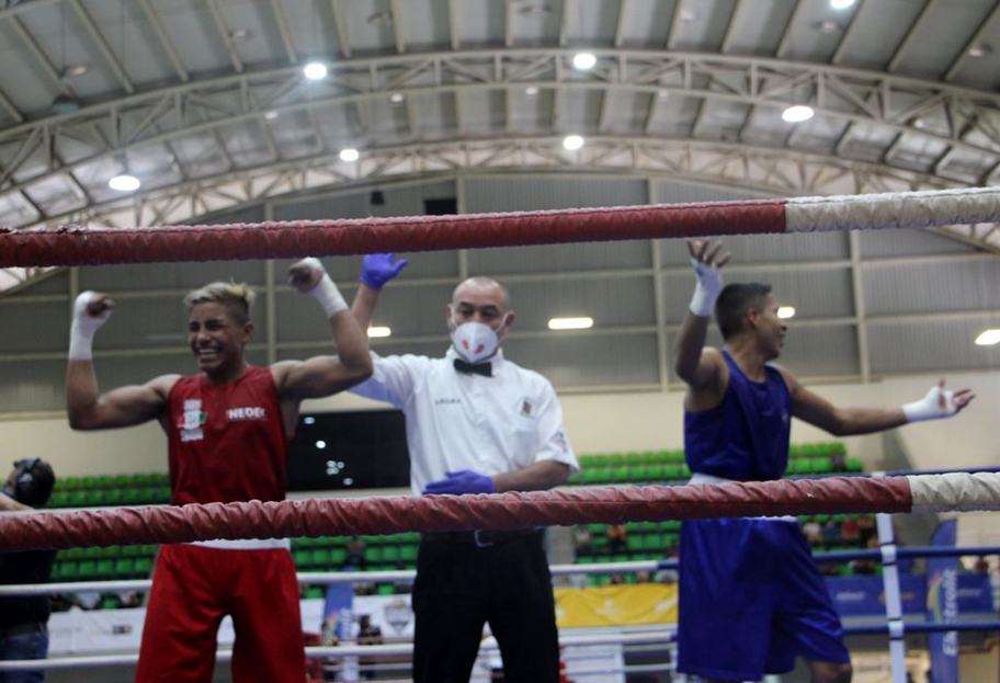 El duelo se desarrolló en el Gimnasio San Rafael de Guadalajara, Jalisco. (Cortesía)