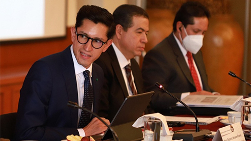 Sin fecha, reapertura de frontera México-EU: Roberto Velasco