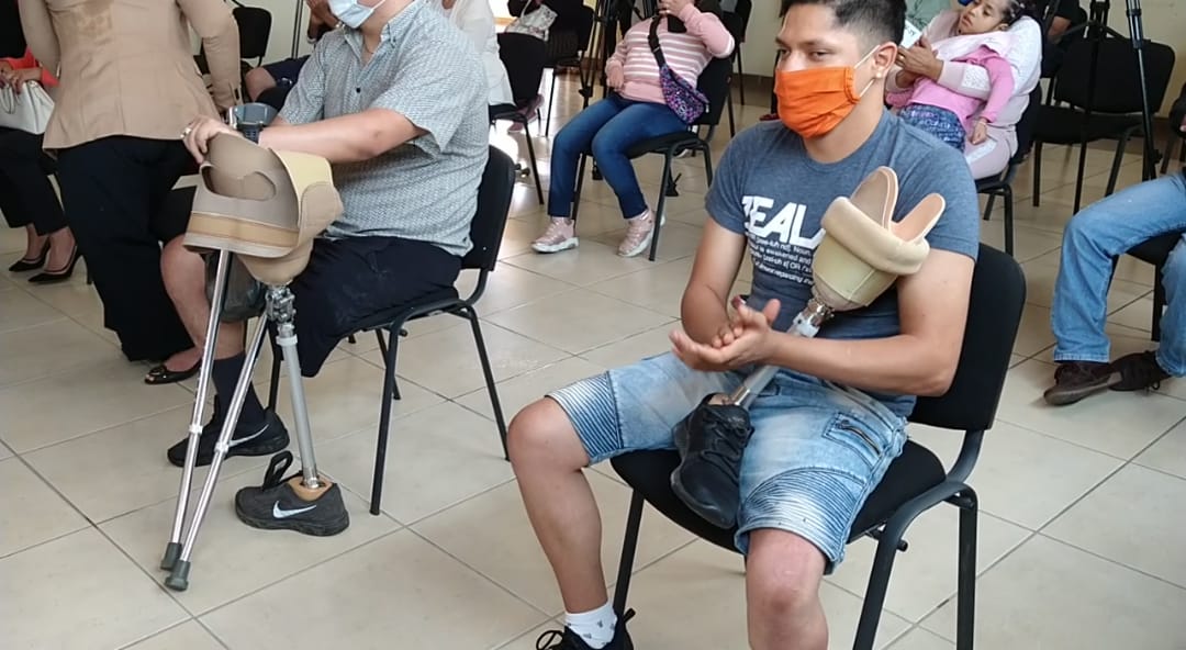 Más de 50 prótesis entregadas en el centro de rehabilitación del DIF Jalisco (Roberto Hurtado)