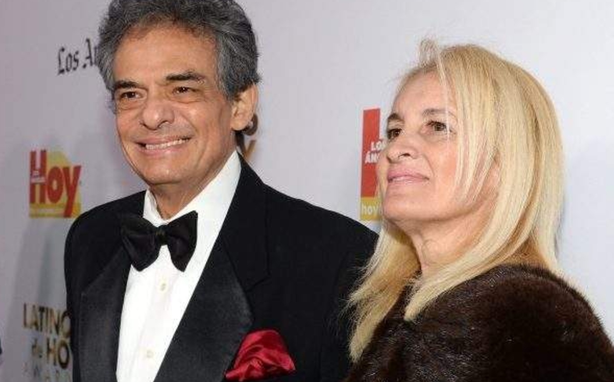 La viuda de José José busca ser la heredera del testamento del cantante (Instagram).