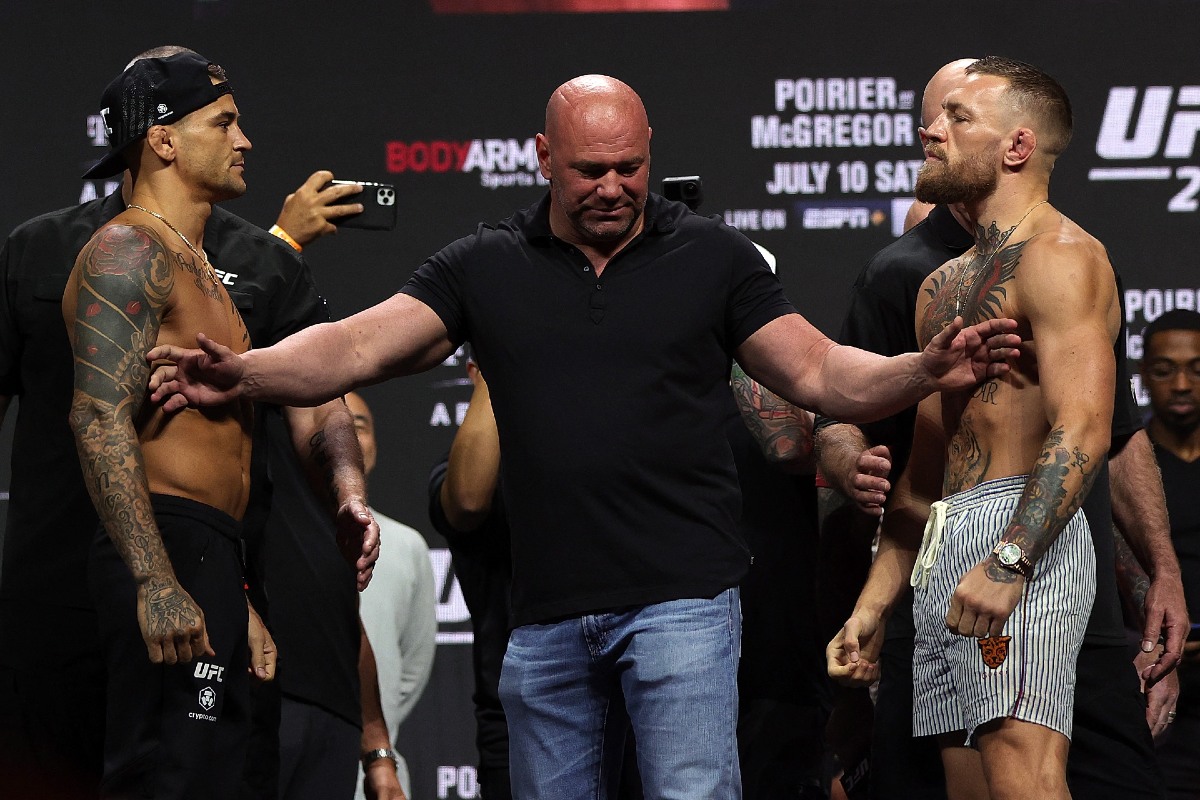 Dustin Poirier vs Conor McGregor 3, pelea de UFC 264 (AFP)