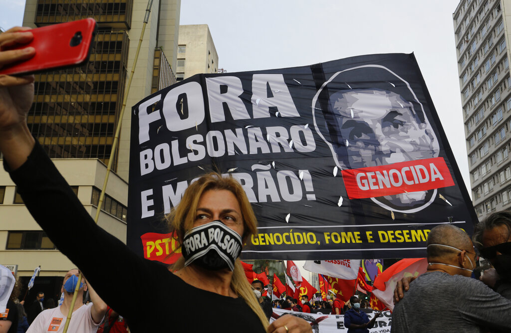 Desde hace varias semanas se han realizado manifestaciones masivas para pedir la destitución de Bolsonaro. (AFP)