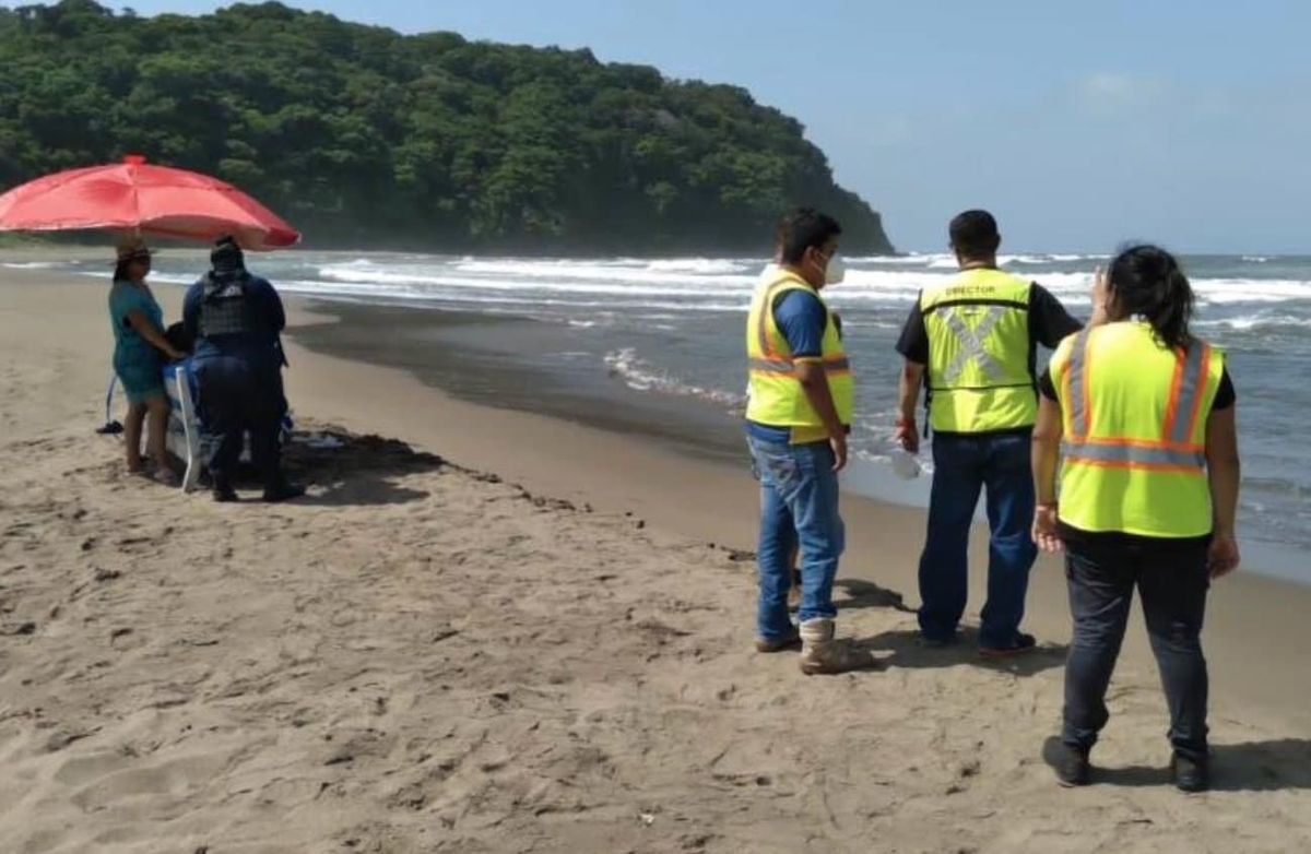 El hombre desapareció ayer en la playa. (Isabel Zamudio)