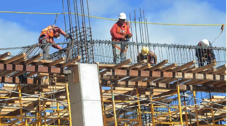 El sector de la construcción presenta una variación anual de 18.0 por ciento.