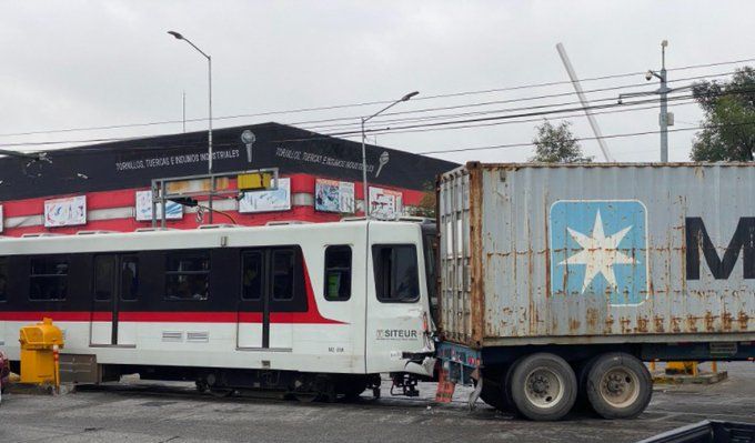 La colisión fue en el cruce de la avenida Colón y la avenida Fray Andrés de Urdaneta. (Juan Carlos Munguía)