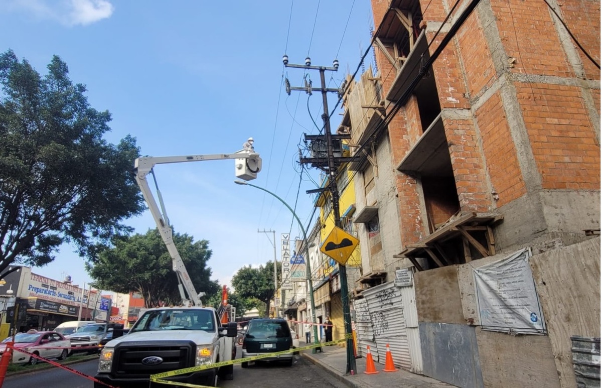 El inmueble en el que sucedió el accidente fue en el número 280 de la avenida Jalisco en la alcaldía Miguel Hidalgo.| Especial.