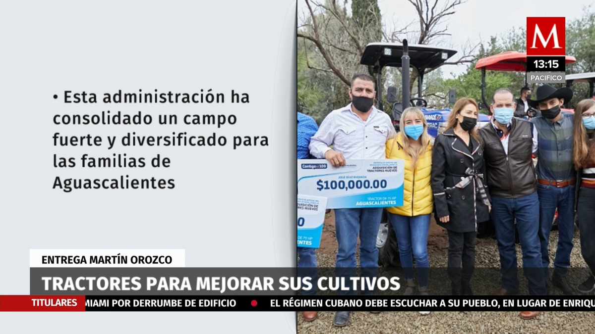Martín Orozco entrega tractores para mejorar sus cultivos