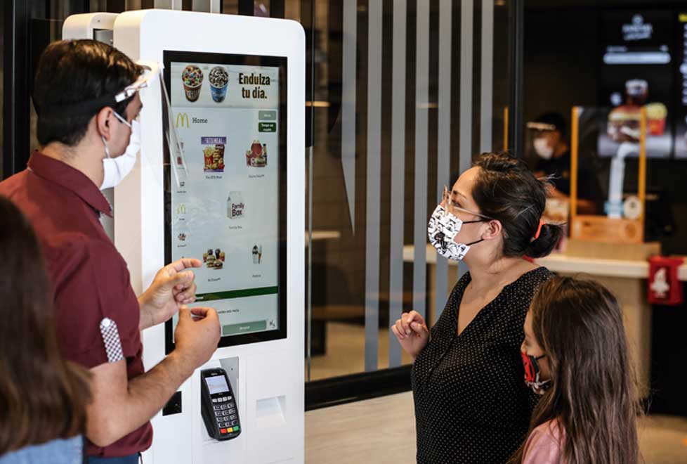 McDonald’s instalará 16 unidades del concepto “Experiencia del futuro” este año.