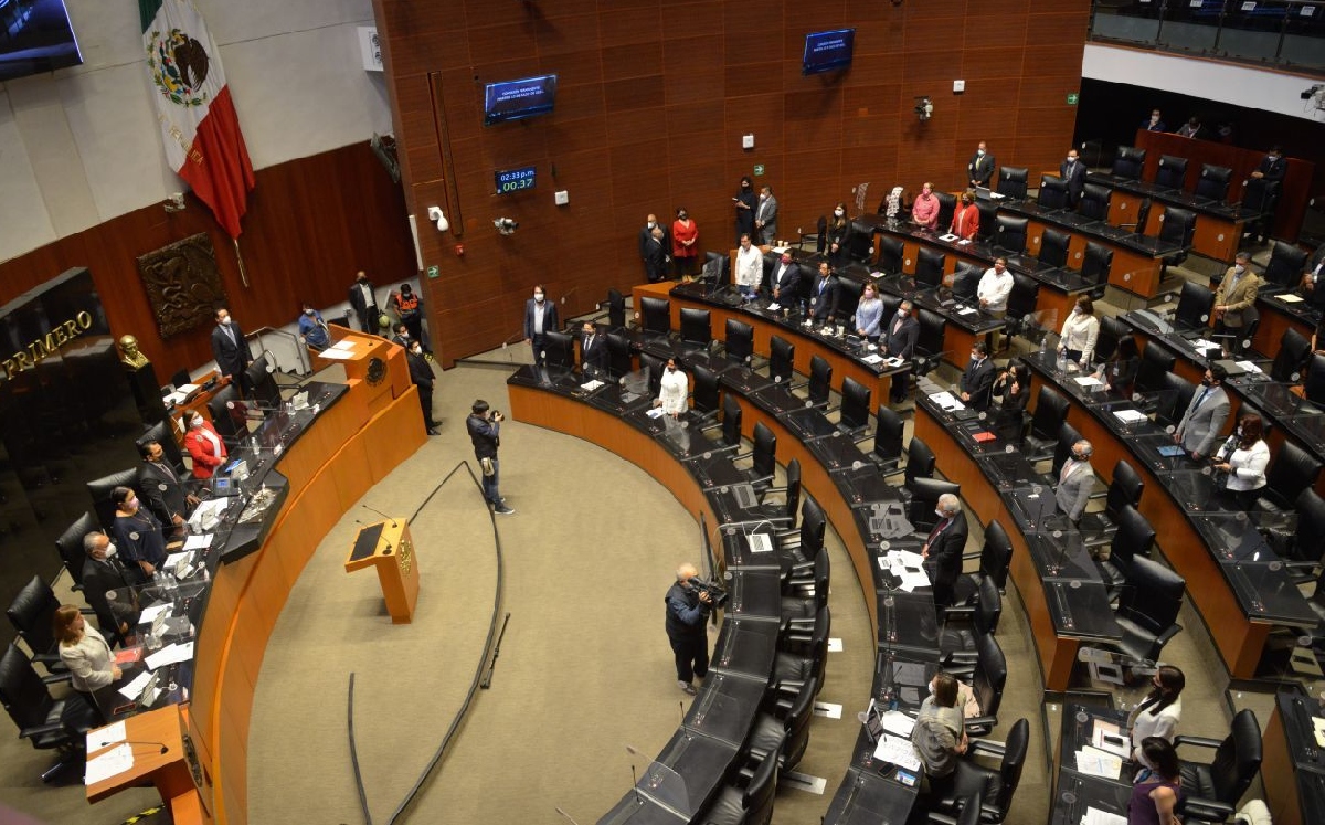 Los legisladores durante la sesión de la Comisión Permanente del Congreso de la Unión. (Cuartoscuro)