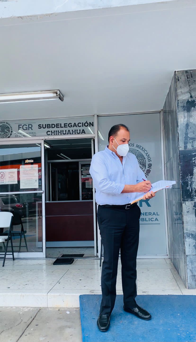 Omar Bazán denuncia a Javier Corral por mal manejo de recursos (Especial)