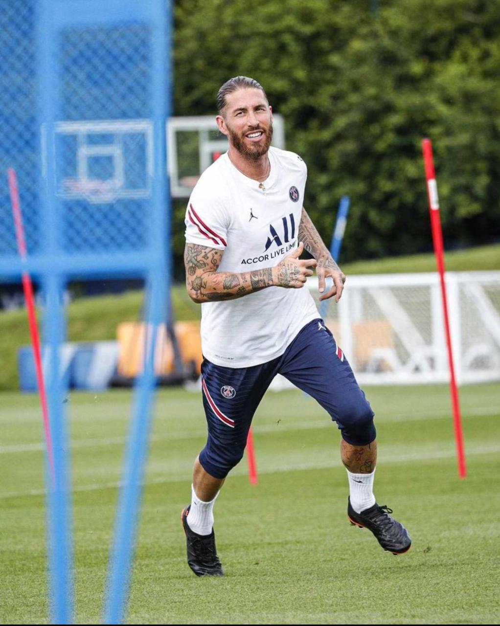 Sergio Ramos convencerá a Mbappé de quedarse. (PSG)