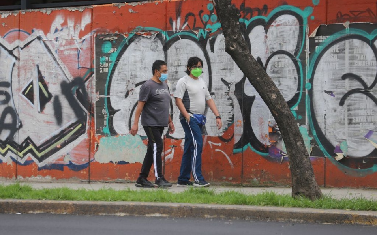 Debido a los repuntes de contagios, continúan las medidas de seguridad ante la pandemia. (Jorge Carballo)