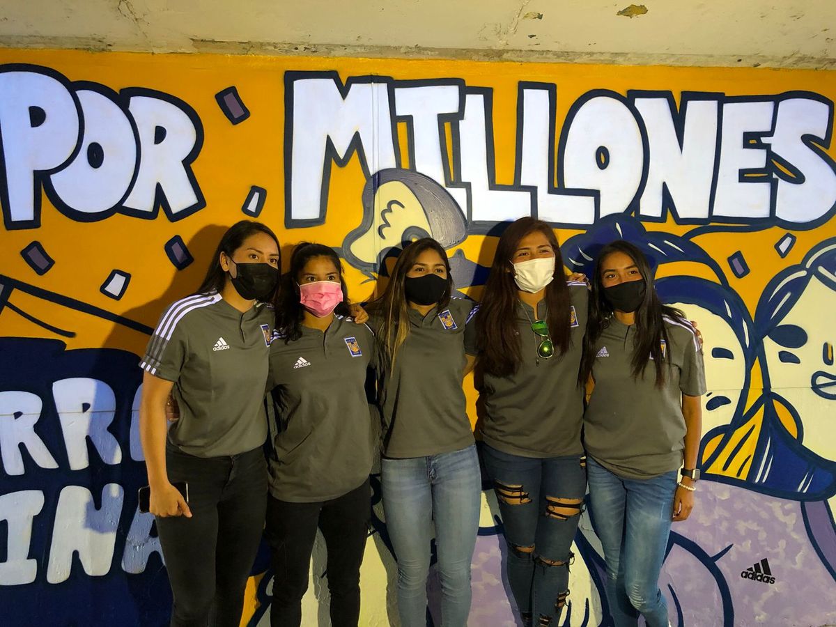 Develan mural de Tigres Femenil (Cortesía)