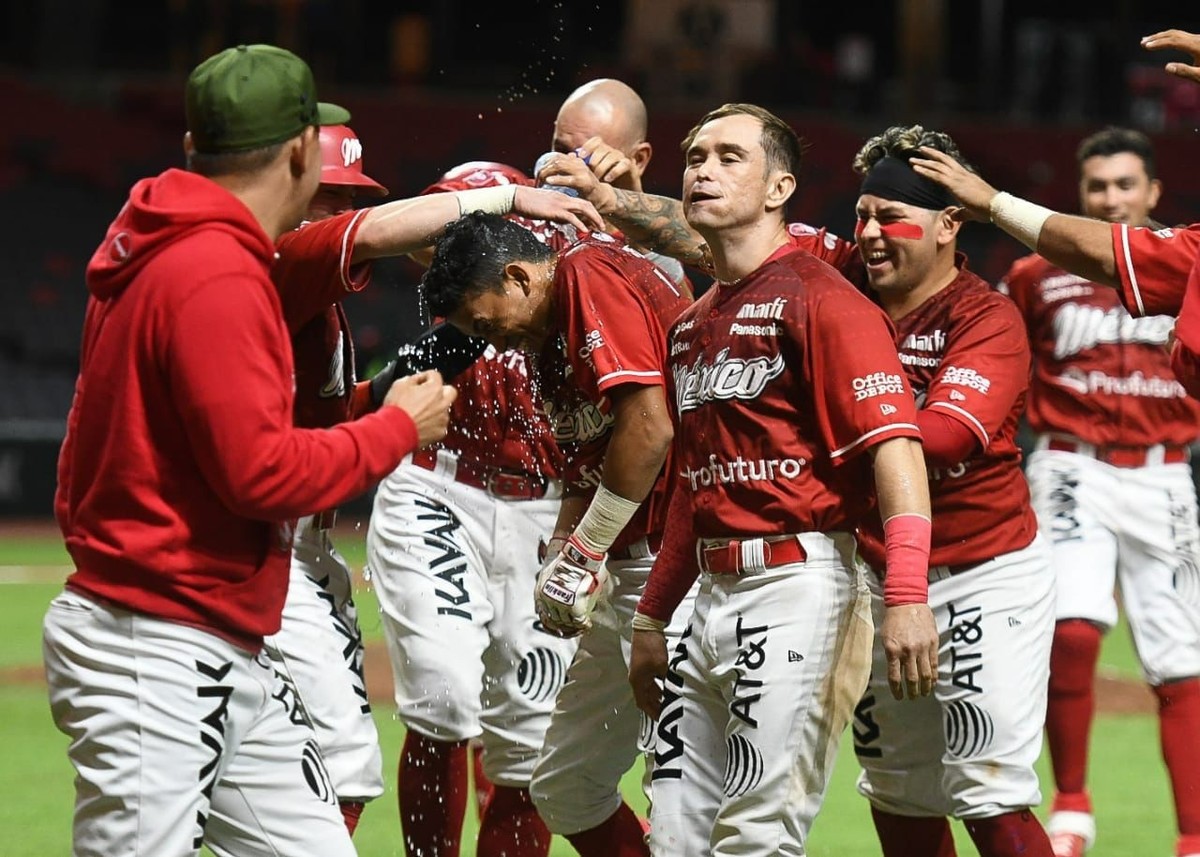Diablos Rojos del México (Enrique Gutiérrez | Diablos Rojos del México)