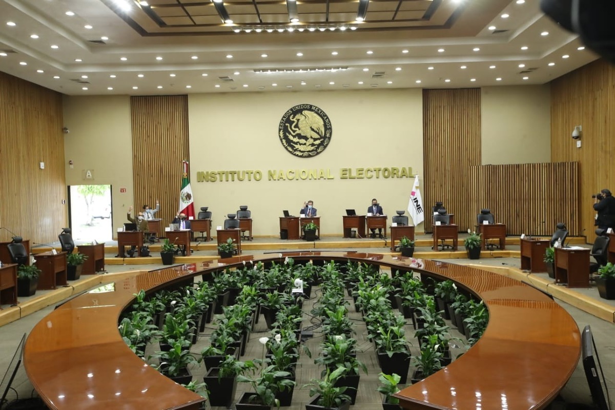 Instituto nacional electoral.