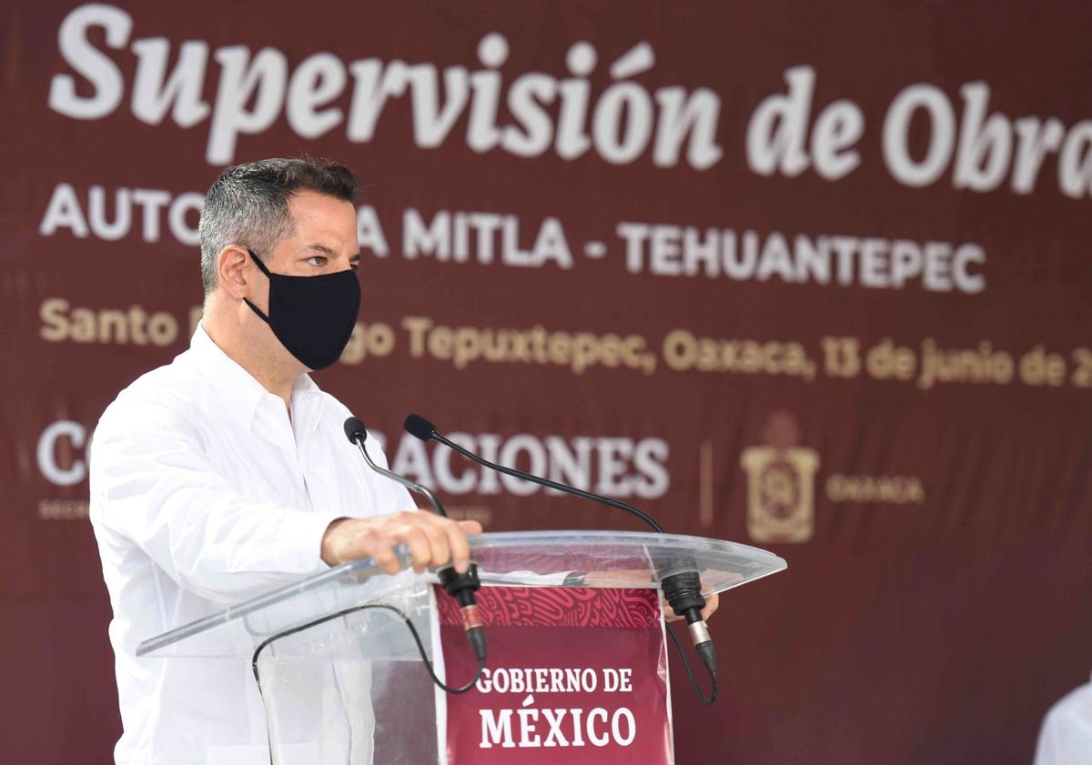 Alejandro Murat destacó que en la región de Santiago Textitlán se vivió un conflicto territorial. (Cuartoscuro / Archivo)