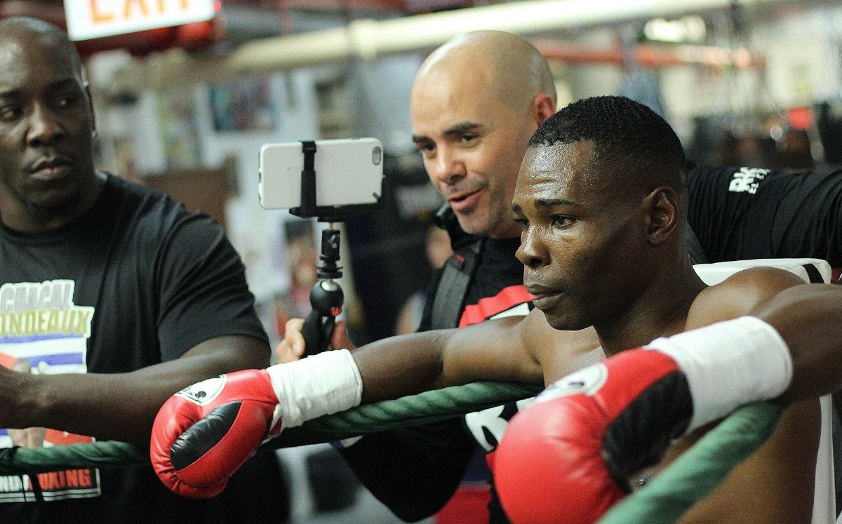 Guillermo Rigondeaux va por la unificación contra John Riel Casimero (Twitter: @RigoElChacal305)