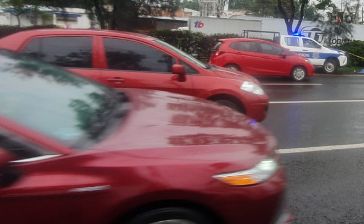 Hombre muere atropellado en carretera a Chapala (Juan Carlos Munguía)