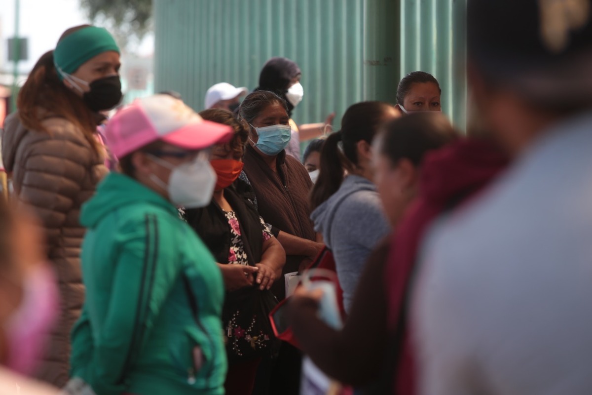 El jefe del Ejecutivo estatal llamó a no bajar las medidas sanitarias. | Tania Contreras