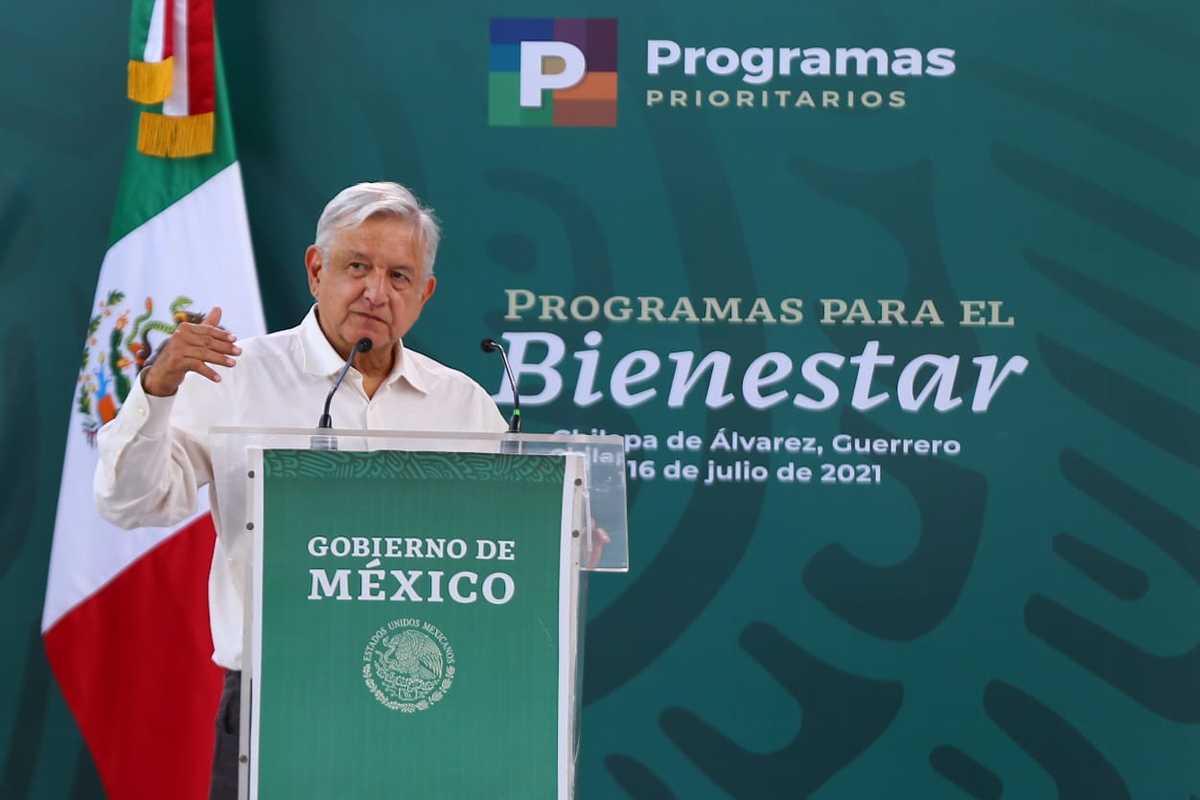 El presidente López Obrador dentro de un evento en Chilapa, Guerrero. (Araceli López)