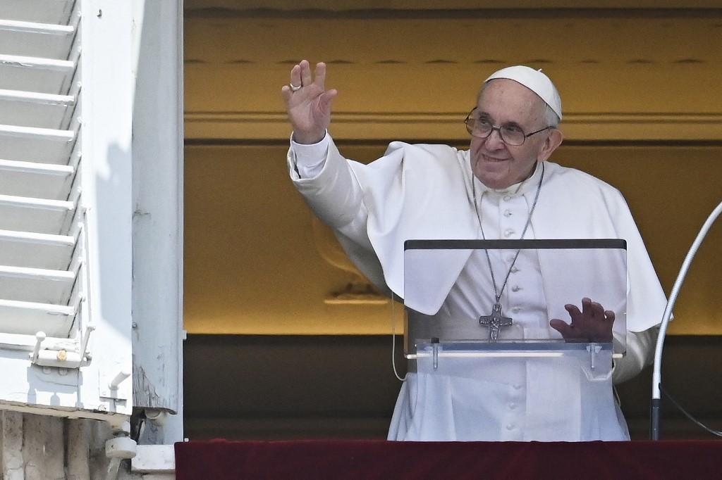 El papa Francisco recomendó aprovechar el verano para descansar. (AFP)