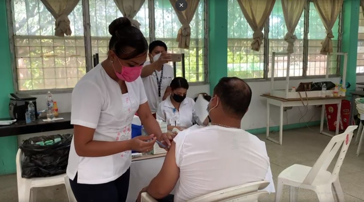 En Veracruz inicia campaña de vacunación a personas de 30 a 39 años