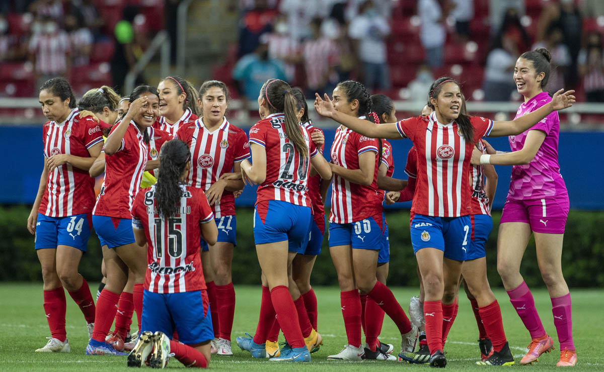 Chivas Femenil listas para debutar en el Apertura 2021 (Mexsport)