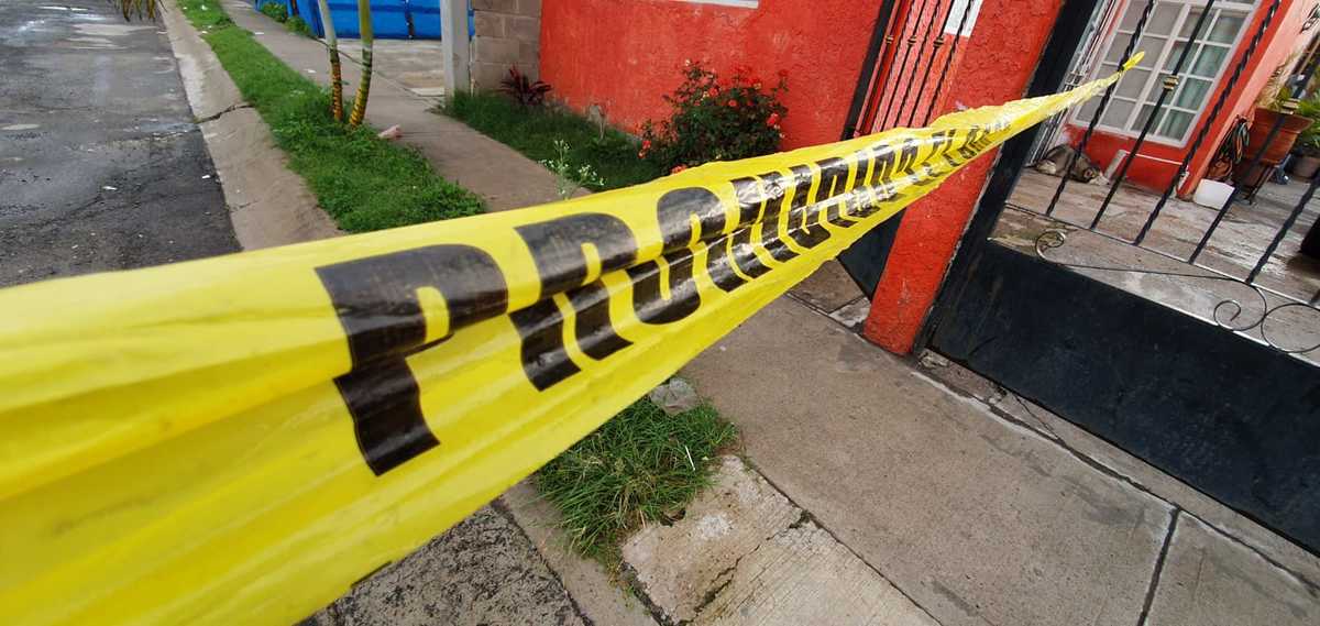 El multihomicidio se registró en una casa ubicada en el cruce de la calle Silao y avenida Río de Janeiro. (Juan Carlos Munguía)