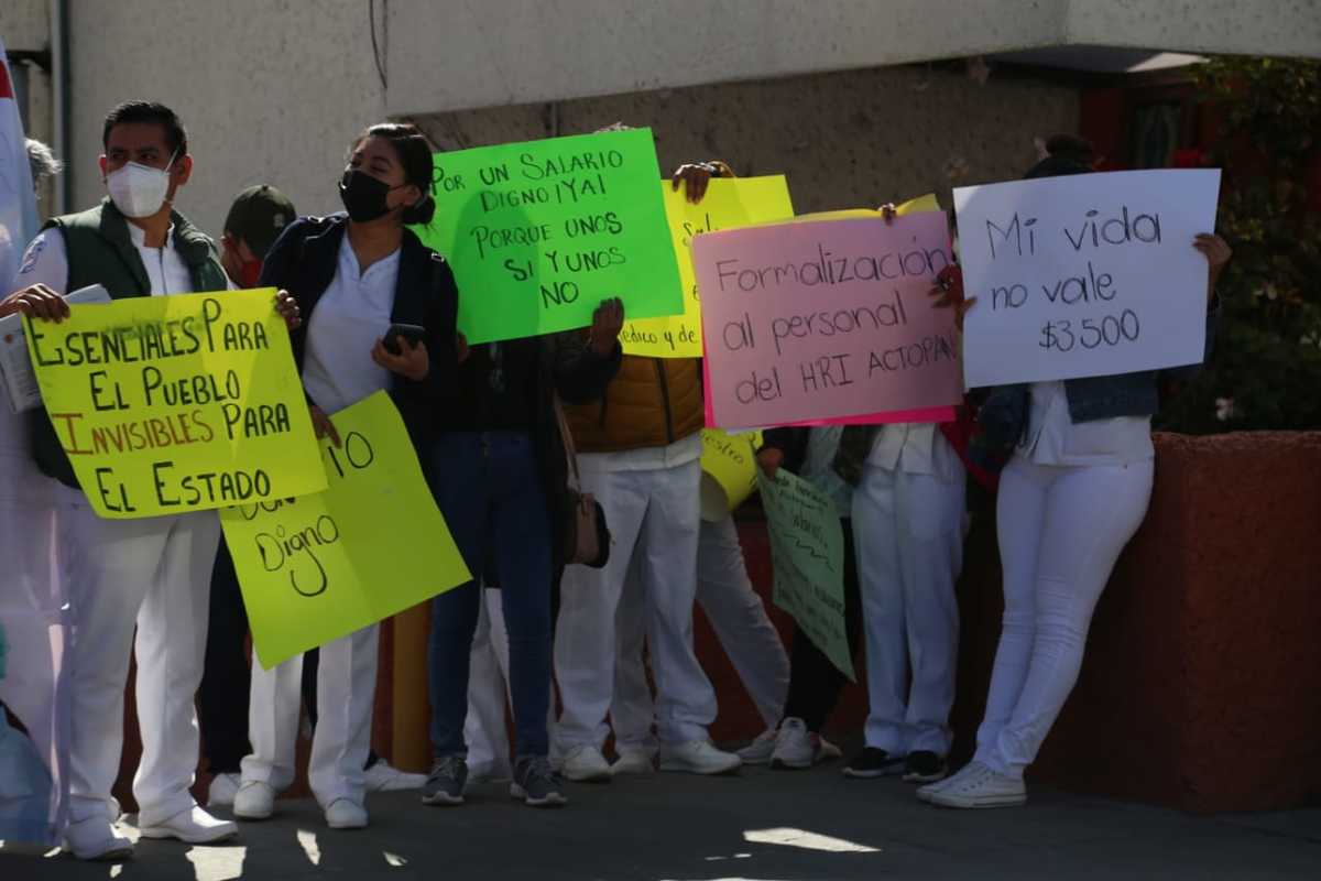Protesta de personal médico del Hospital de Respuesta Inmediata Covd-19 en Actopan. (Jorge Sánchez)