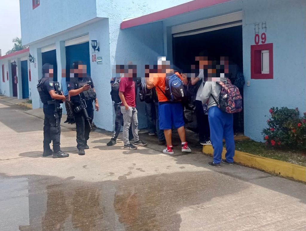 Rescatan 59 migrantes en Veracruz (Especial)