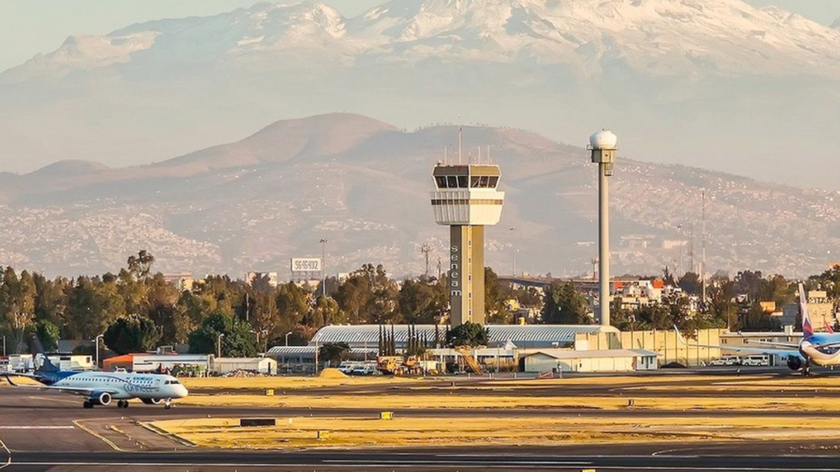 AICM reporta falla de comunicación entre radares