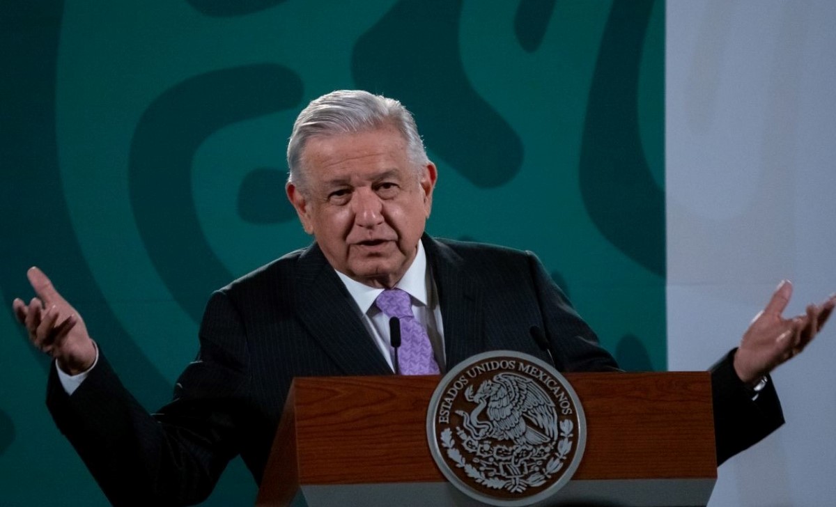 AMLO dijo que sigue pendiente la descentralización de las secretarías. | Cuartoscuro