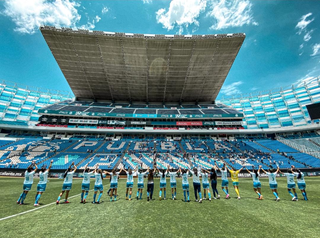 Club Puebla Femenil en el estadio Cuauhtémoc | Especial