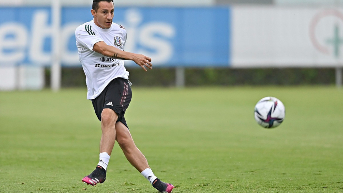 Andrés Guardado anticipa su posible salida del Betis