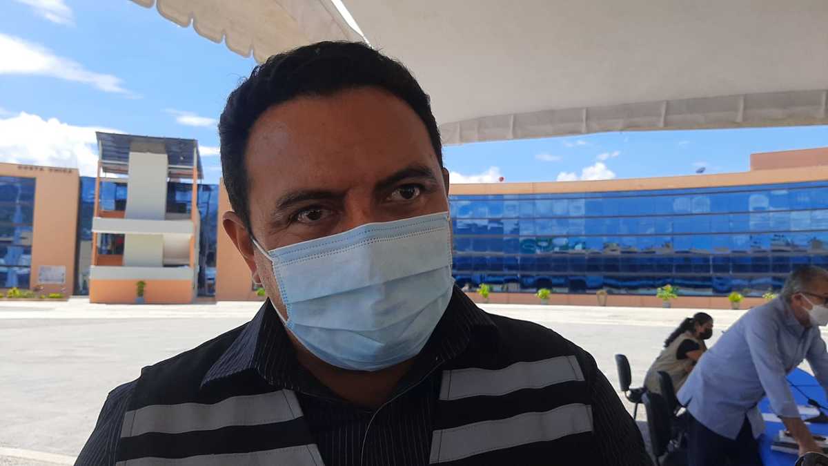 Delegado del gobierno dice en Guerrero, que antecedentes no excluyen de programas federales. (Rogelio Agustín).