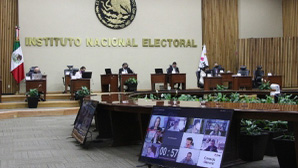INE aprueba mil 300 mdp en multas por irregularidades de campaña