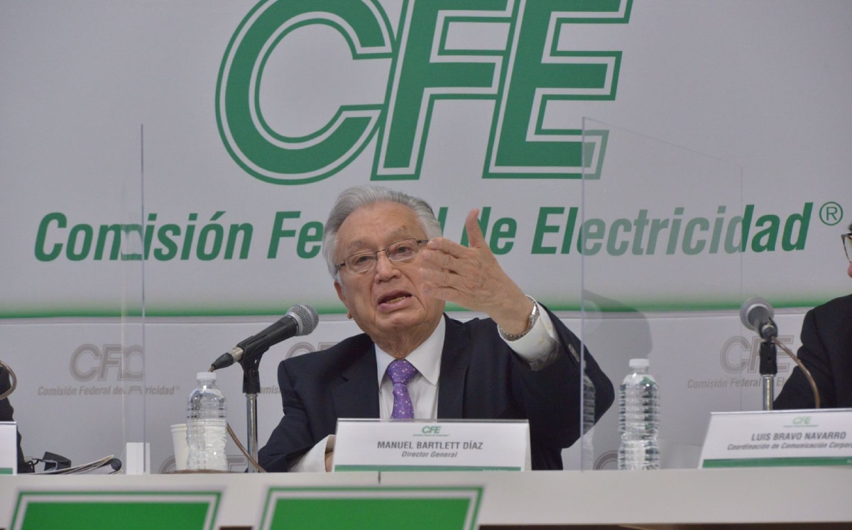 Manuel Bartlett en conferencia de prensa sobre apagón del 28 de diciembre de 2020. Foto: ESPECIAL